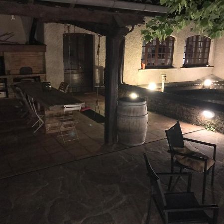 Domaine Du Moulin Bed & Breakfast Mouzieys-Teulet Eksteriør bilde